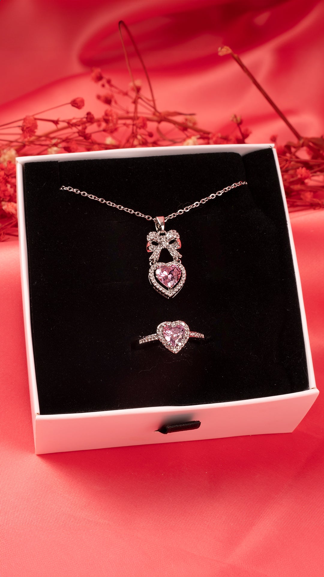 Çelik Endless Love Kolye & Pink Diamond Heart Yüzük Set
